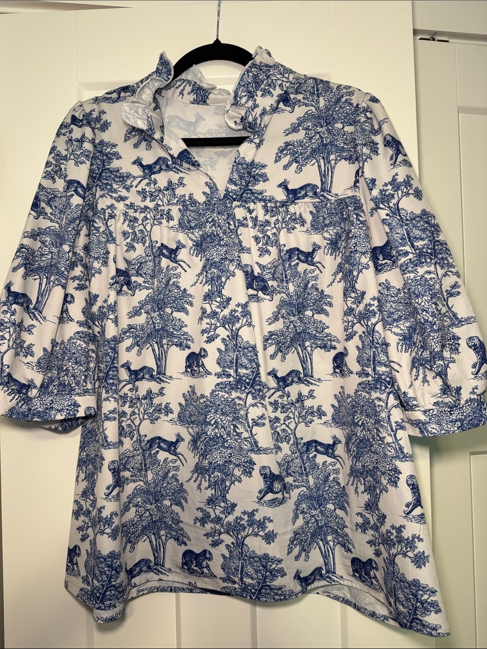 SHEIN Blue and White Ruffle Collar Tunic Top